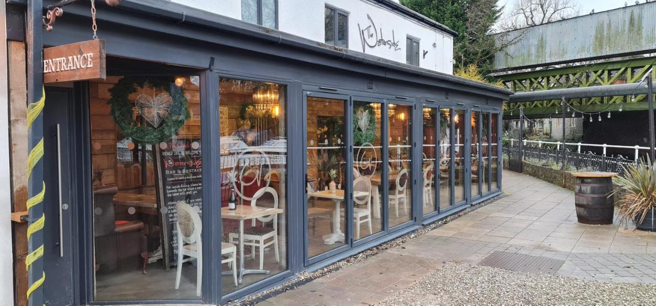 The Waterside Bar, Rooms & Restaurant Swinton  Exterior photo