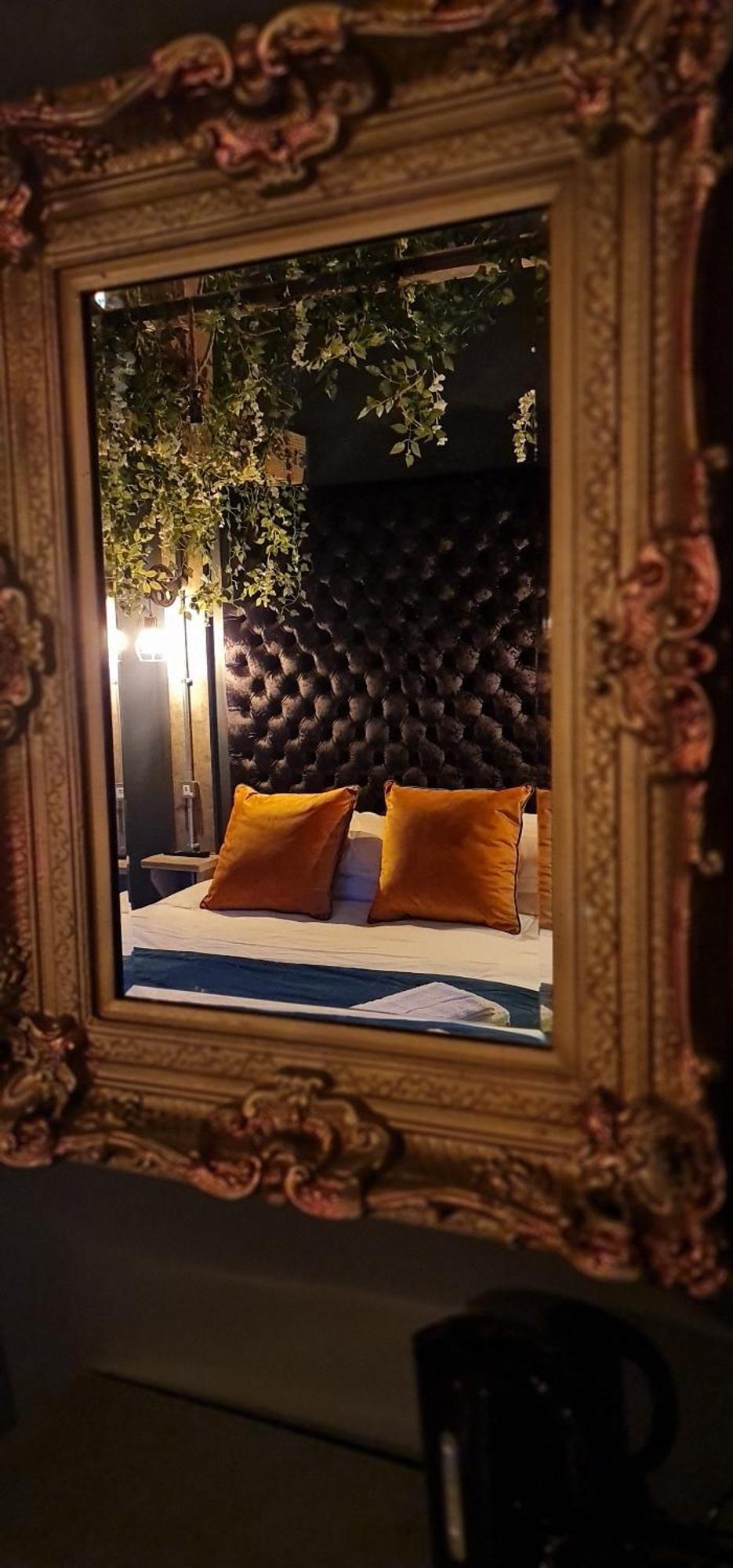 The Waterside Bar, Rooms & Restaurant Swinton  Room photo